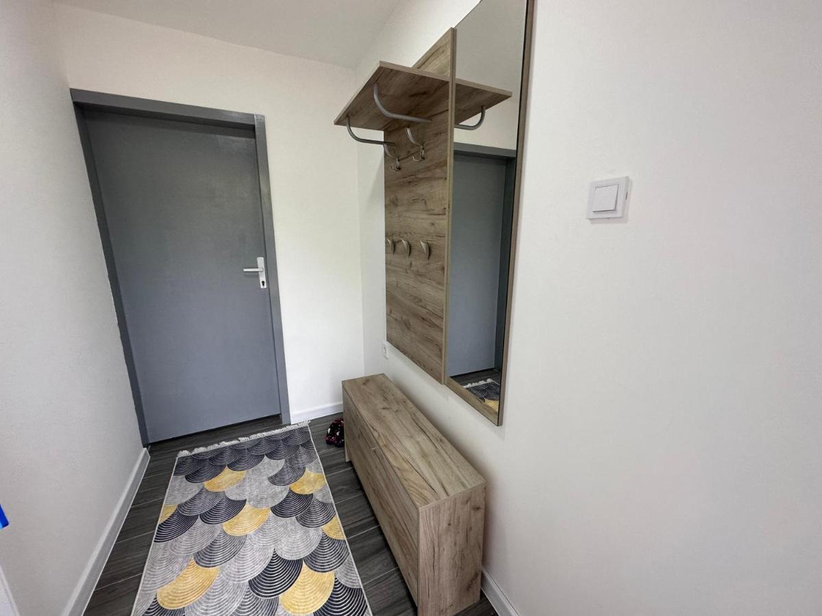 Vucinic Studio Apartment Τσέτινιε Εξωτερικό φωτογραφία